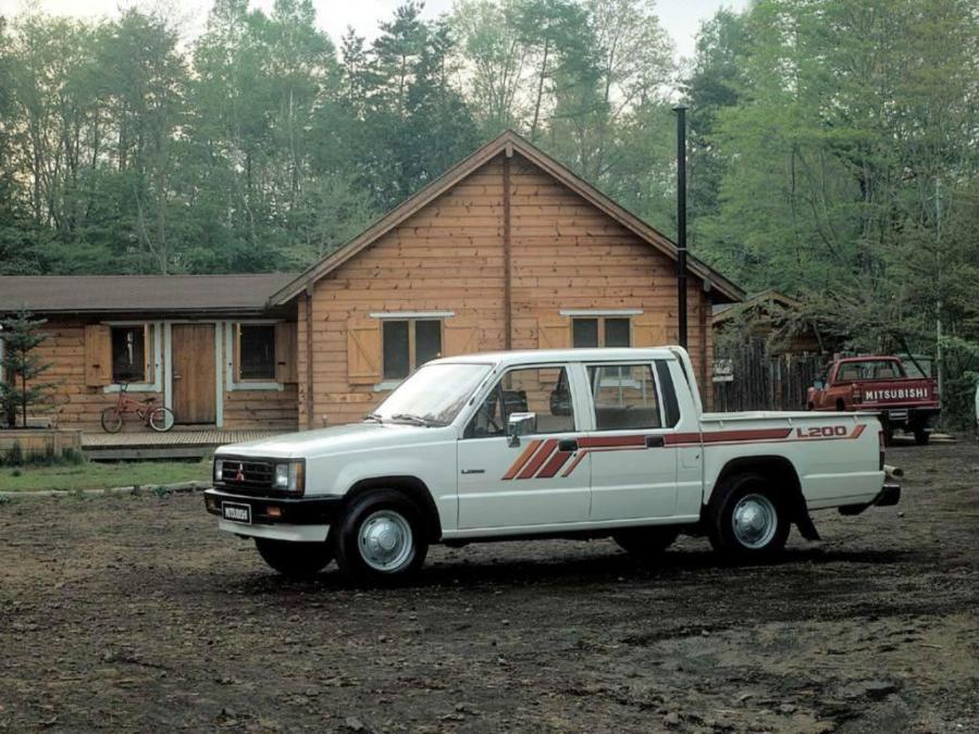  Mitsubishi L200 Double Cab 1986 года  (фото 2 из 2)